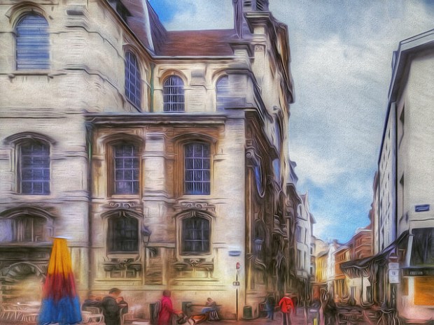 24097952088_54b08f7df3_z