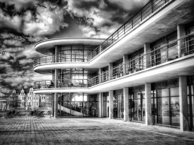 14946877005_e50f05f649_c